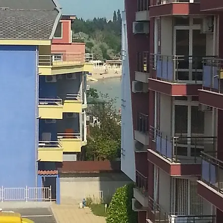 Aurelia Nova Apartman Ravda